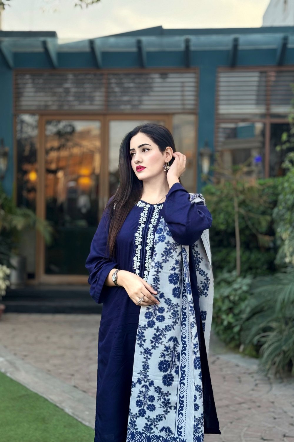 Grace Embroidered 3-Piece